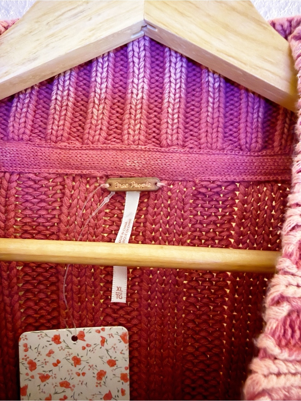 Free People Sweetheart Chunky Knit Sweater Pink Striped Hi-Low XL NWT - Picture 4 of 7